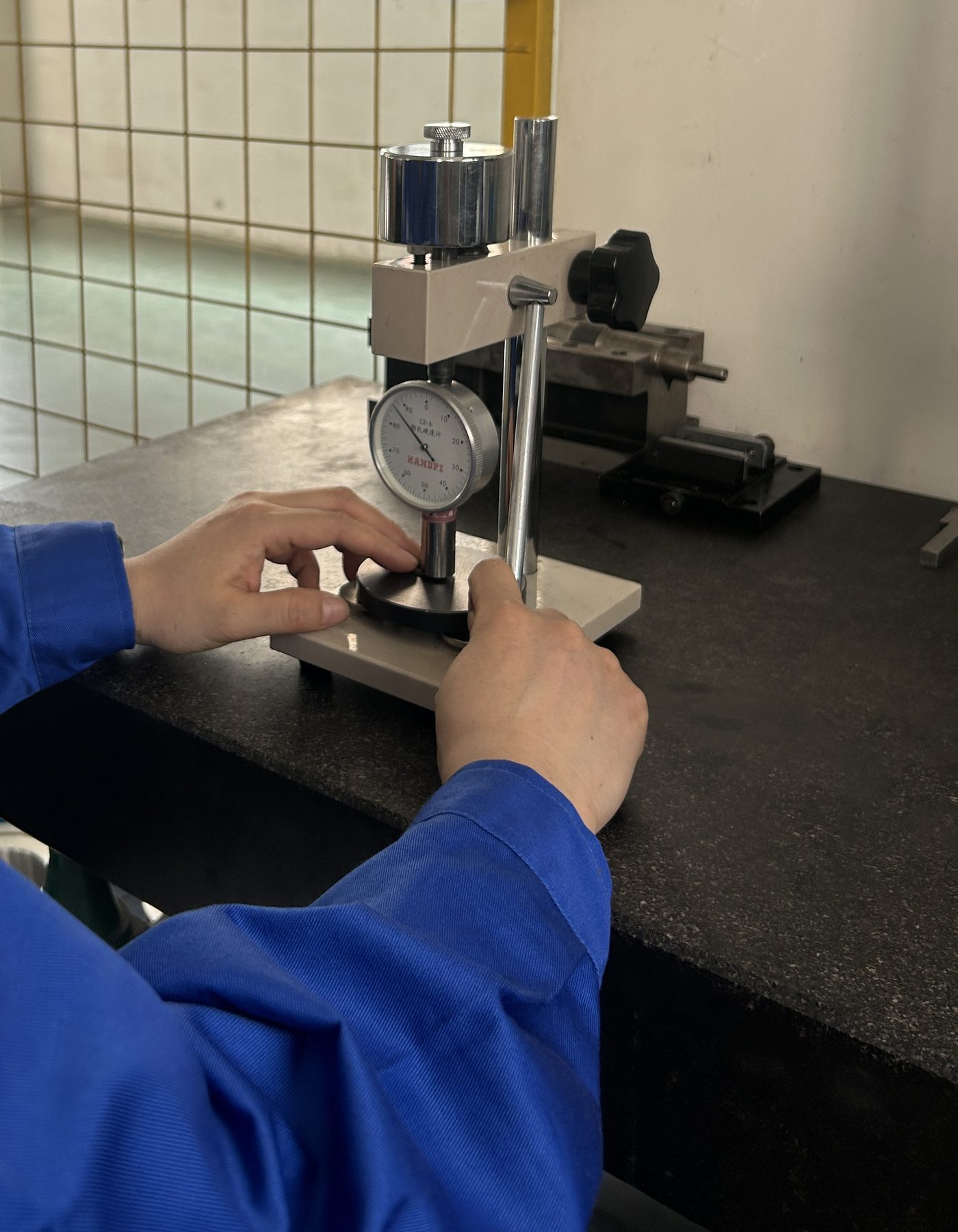 precision dial measurement inspection for compressor parts